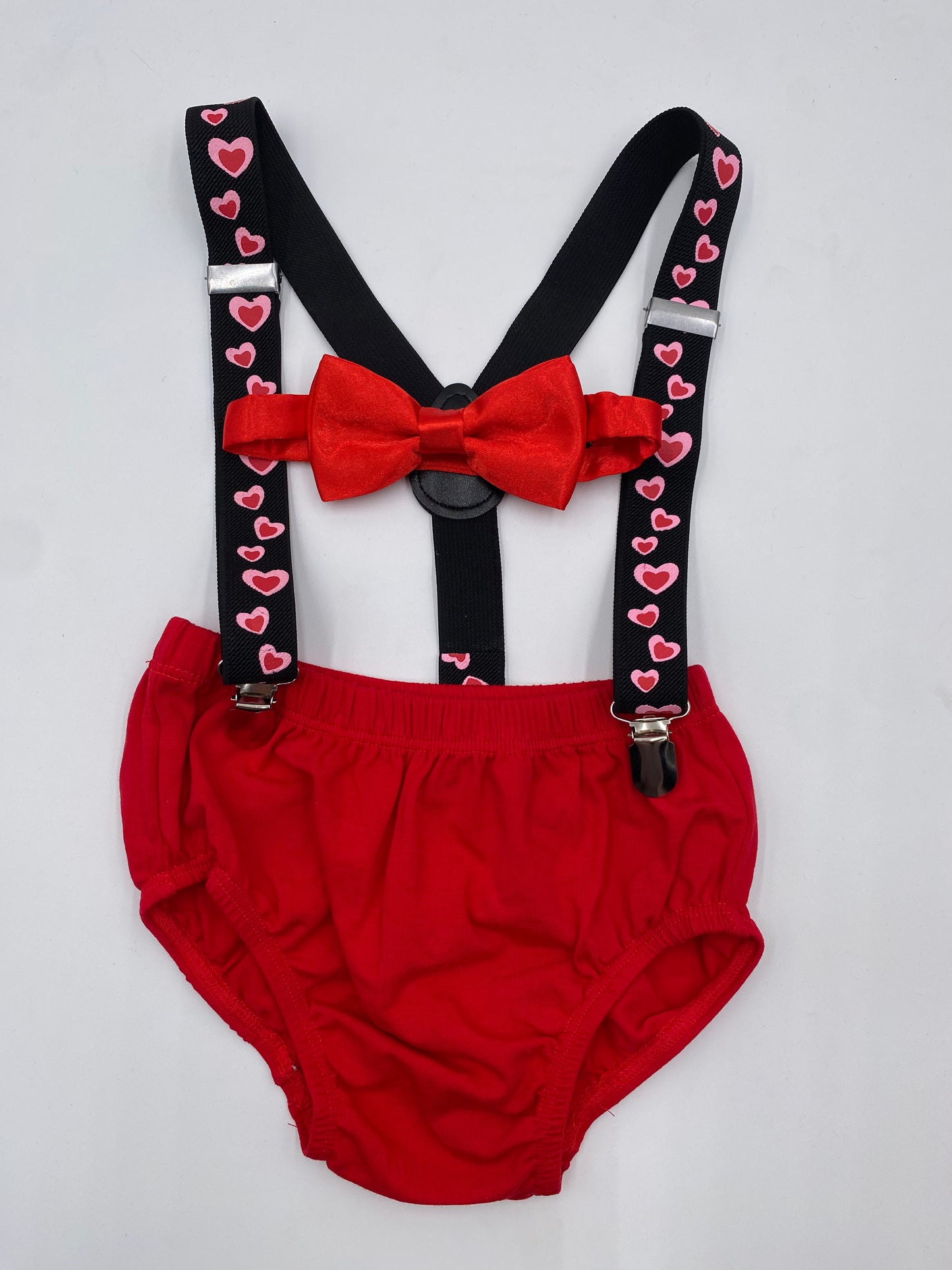 Valentines Outfit Cake Smash - beecutebaby
