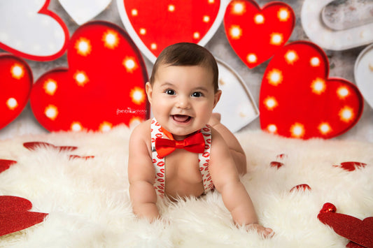 Valentines Outfit Cake Smash - beecutebaby