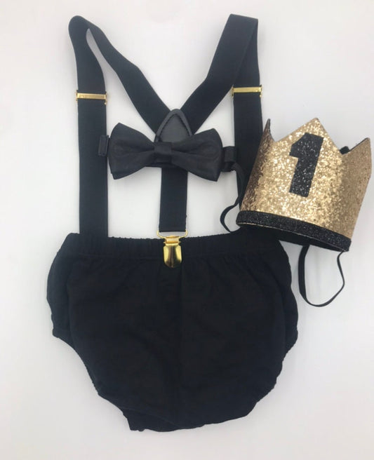 1 st birthday baby boy Smash Cake Outfit, one year old baby boy outfit, black cake smash outfit. black and gold suspenders.