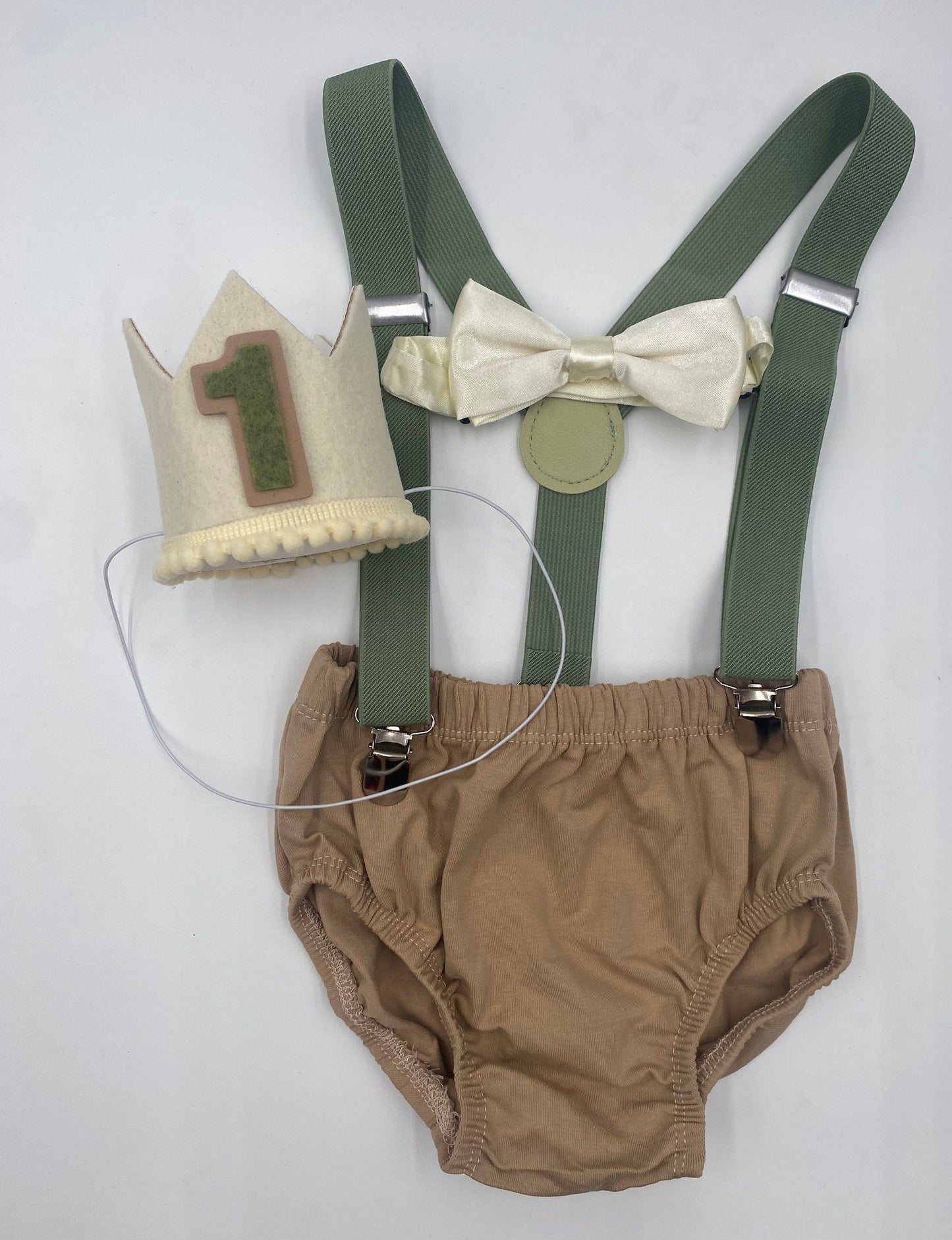 neutral baby boy birthday outfit