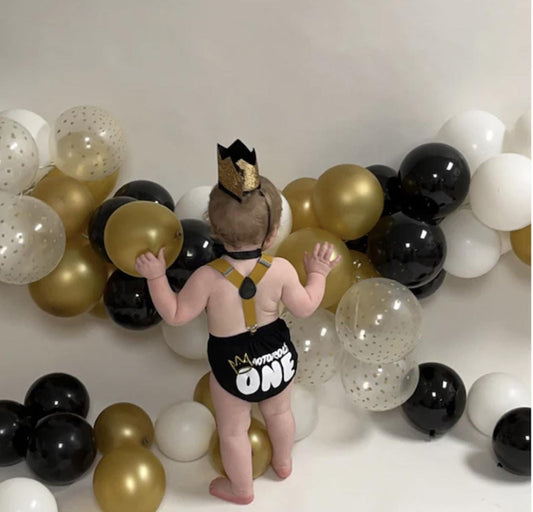 Personalized Cake Smash Outfit, First Birthday Outfit, Birthday Photo Set by Bee Cute Baby